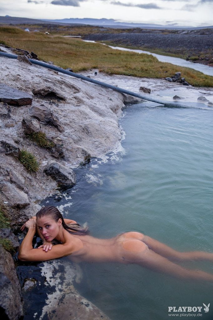 Allie Leggett Nude (10 New Photos)