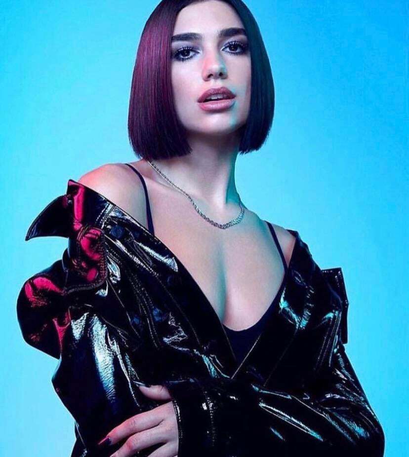 Any naughty bi bud want to RP as Dua Lipa for me?