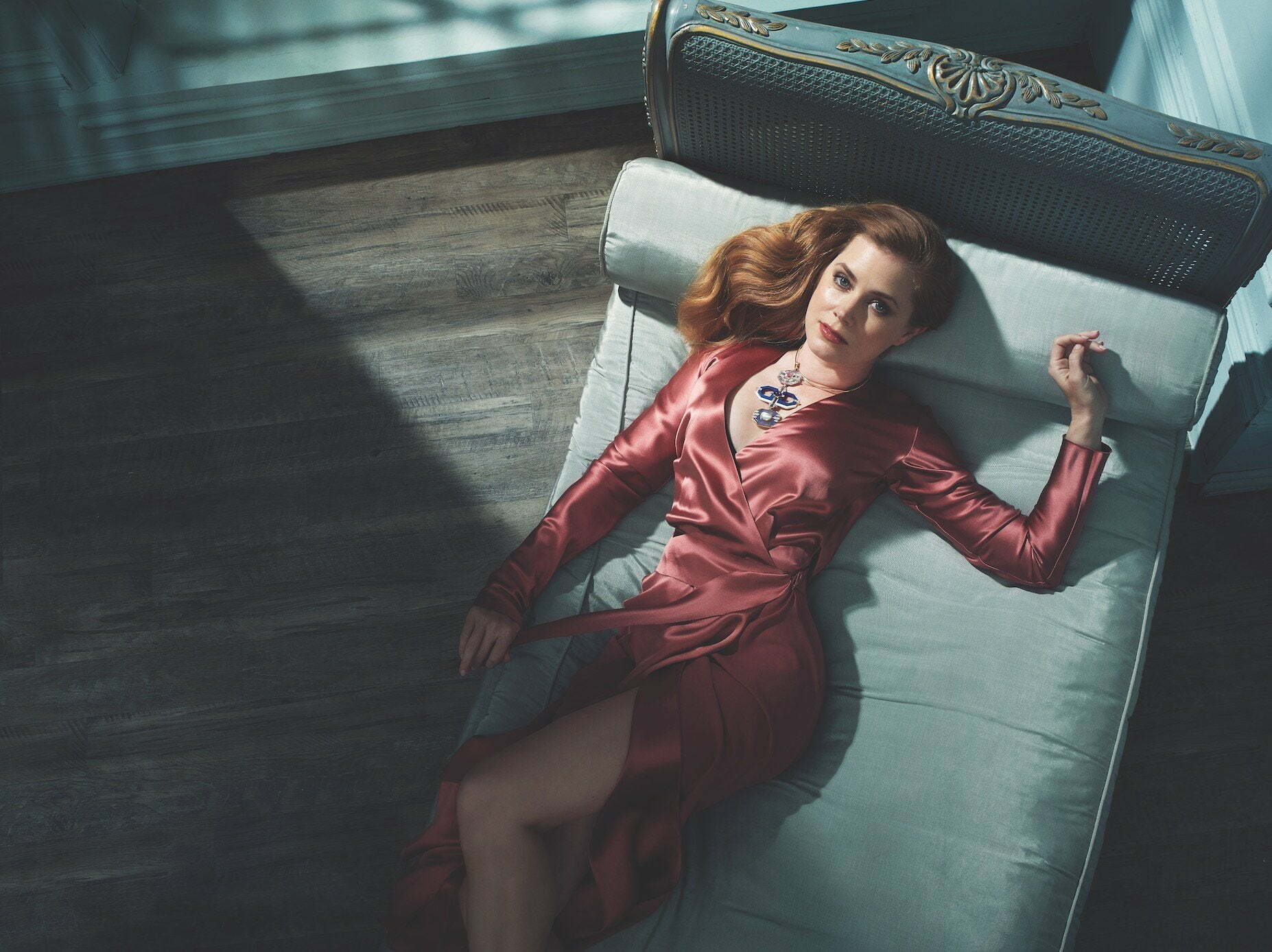 I want to lay top of amy adams and bang her