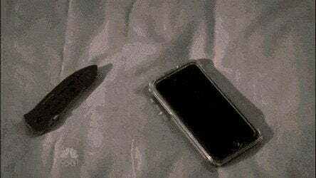 Yvonne Strahovski & Mini Anden in Chuck (S03E02)