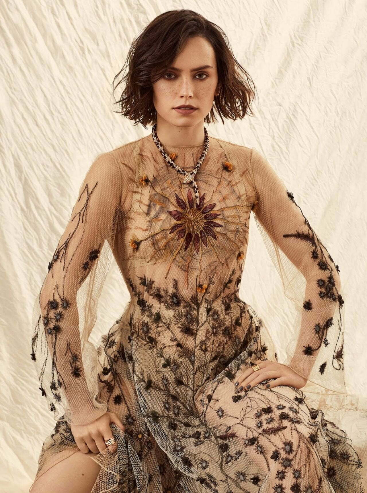 Goddess Perfection : Daisy Ridley