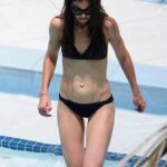 Katie Holmes has such a hot mom body