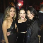 Jerk-off trio: Chloe Bennet, Elizabeth Henstridge and Ming-Na