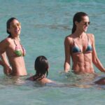 Izabel Goulart & Bruna Marquezine Sexy (20 Photos)