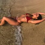 Jade Chynoweth Sexy (14 Photos + Gifs)