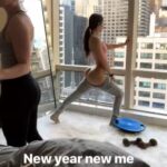 Jen Selter’s Bare Butt (5 Pics + Gif)