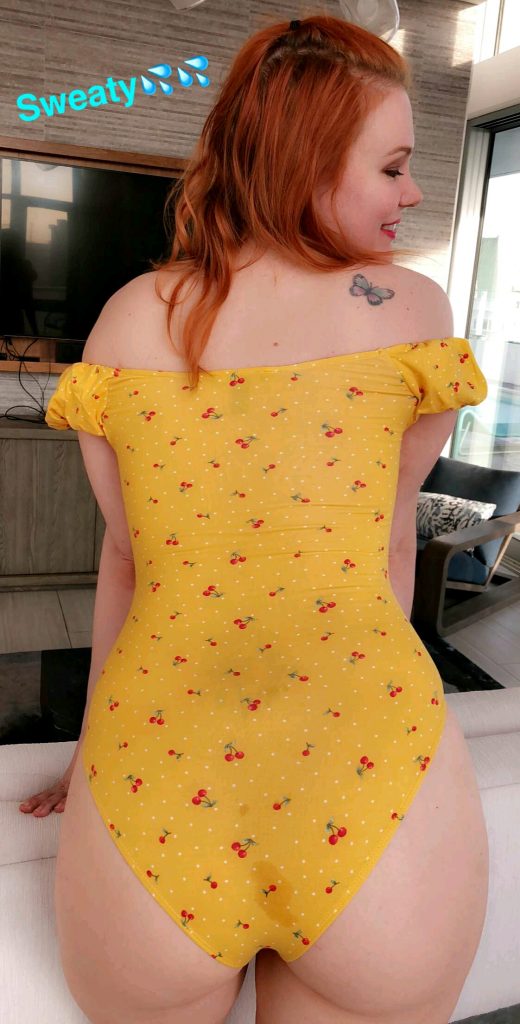 Maitland Ward Sexy (4 Pics)