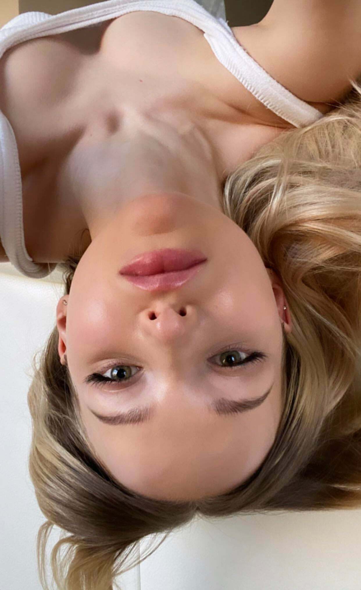 Would love to fuck Dove Camerons face with shes upside