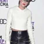 Kristen Stewart in black leather skirt with front zipper puts naughty thoughts onto my mind, tell me what you would do