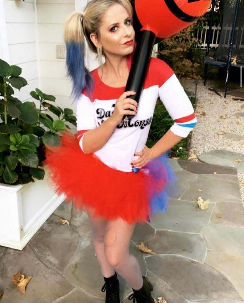Sarah Michelle Gellar ready for halloween