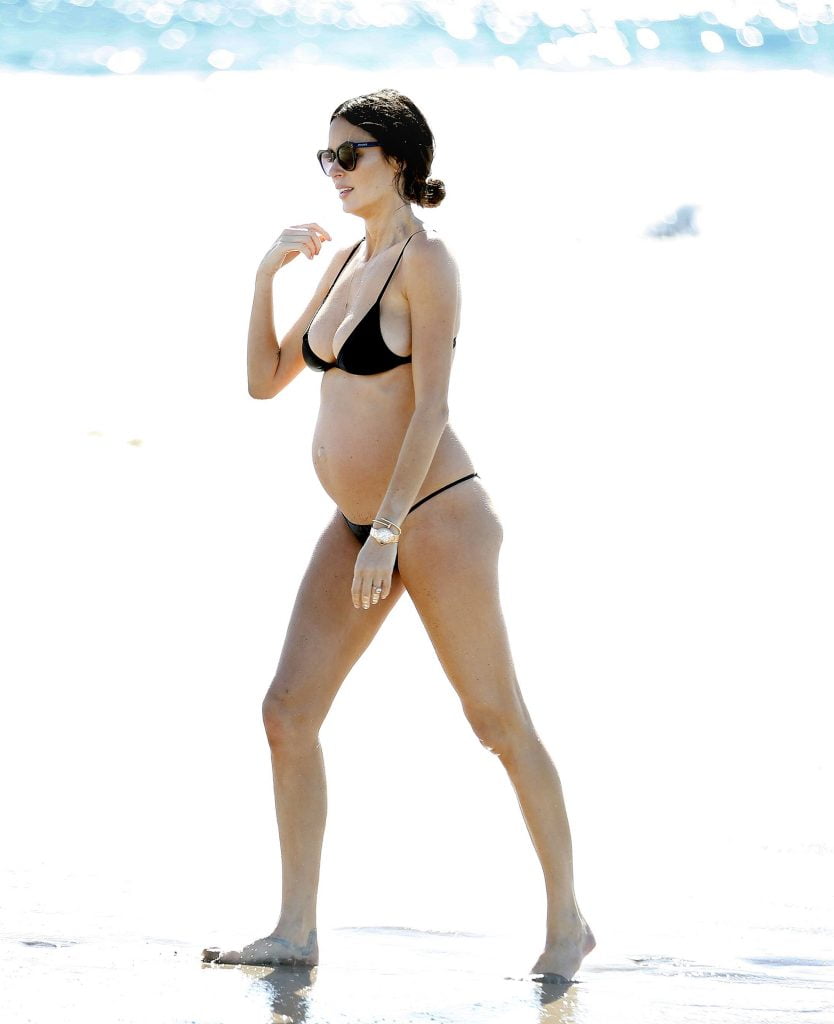 Nicole Trunfio Sexy (7 Photos)