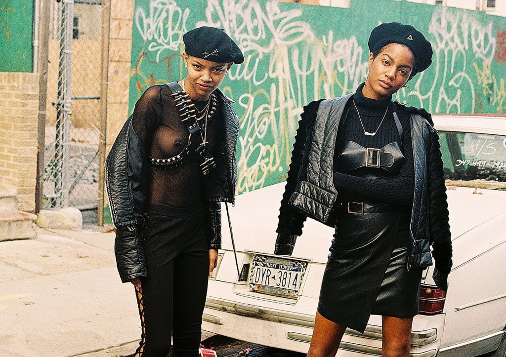 Slick Woods See Through (3 Photos)