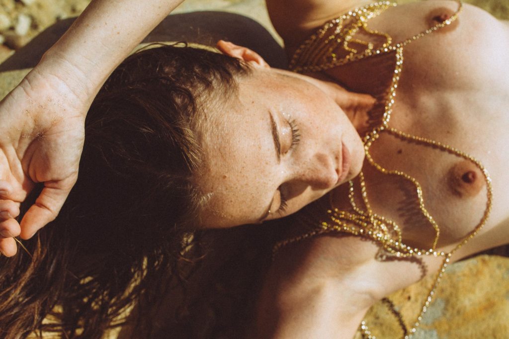 Olivia North Sexy & Topless (20 Photos)