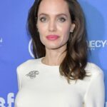 Angelina Jolie Sexy (26 Photos)