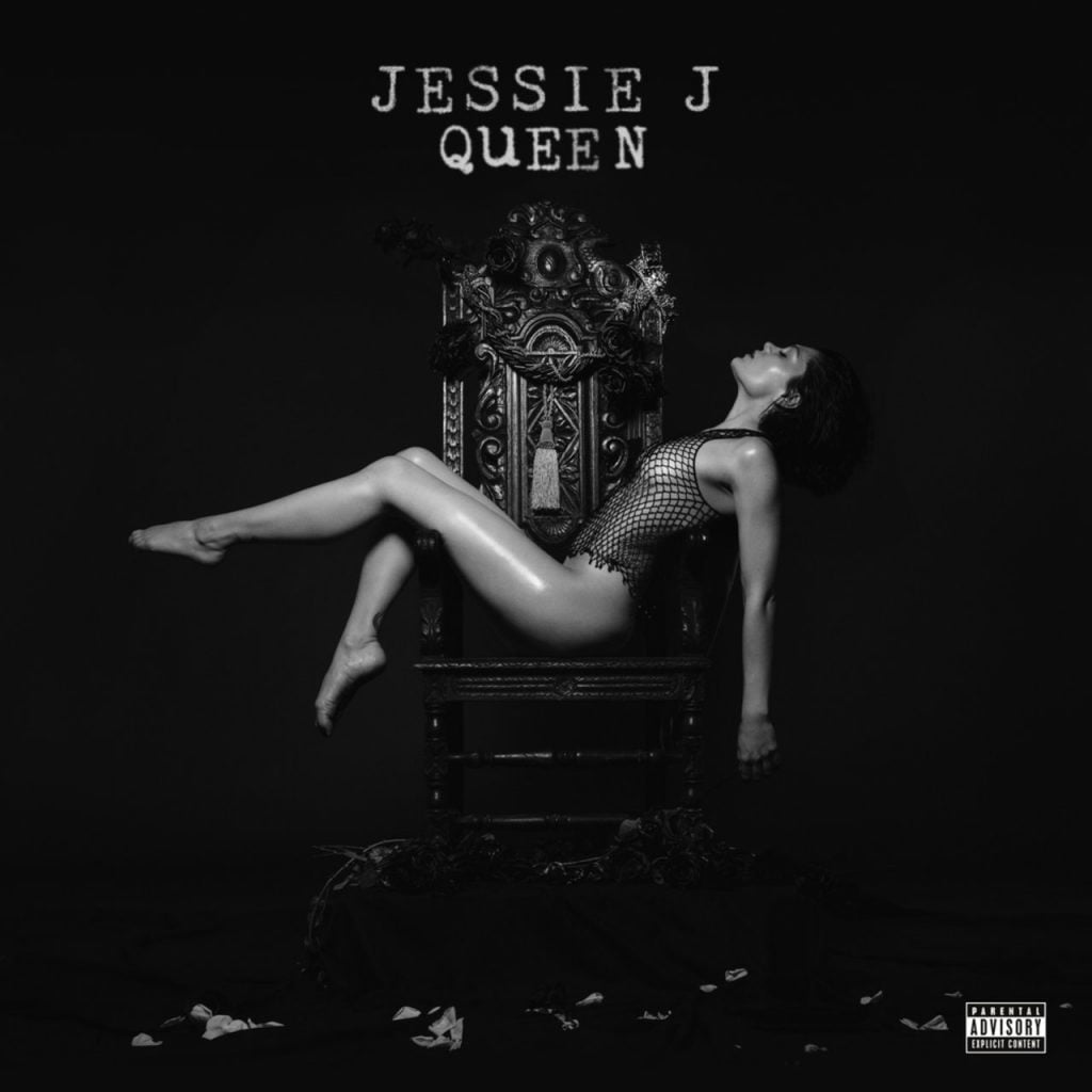 Jessie J Sexy (3 Photos)