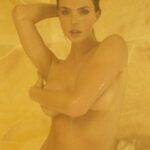 Julia Lescova Nude & Sexy (7 Photos)