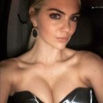 Kate Upton Sexy (7 Photos + Video)