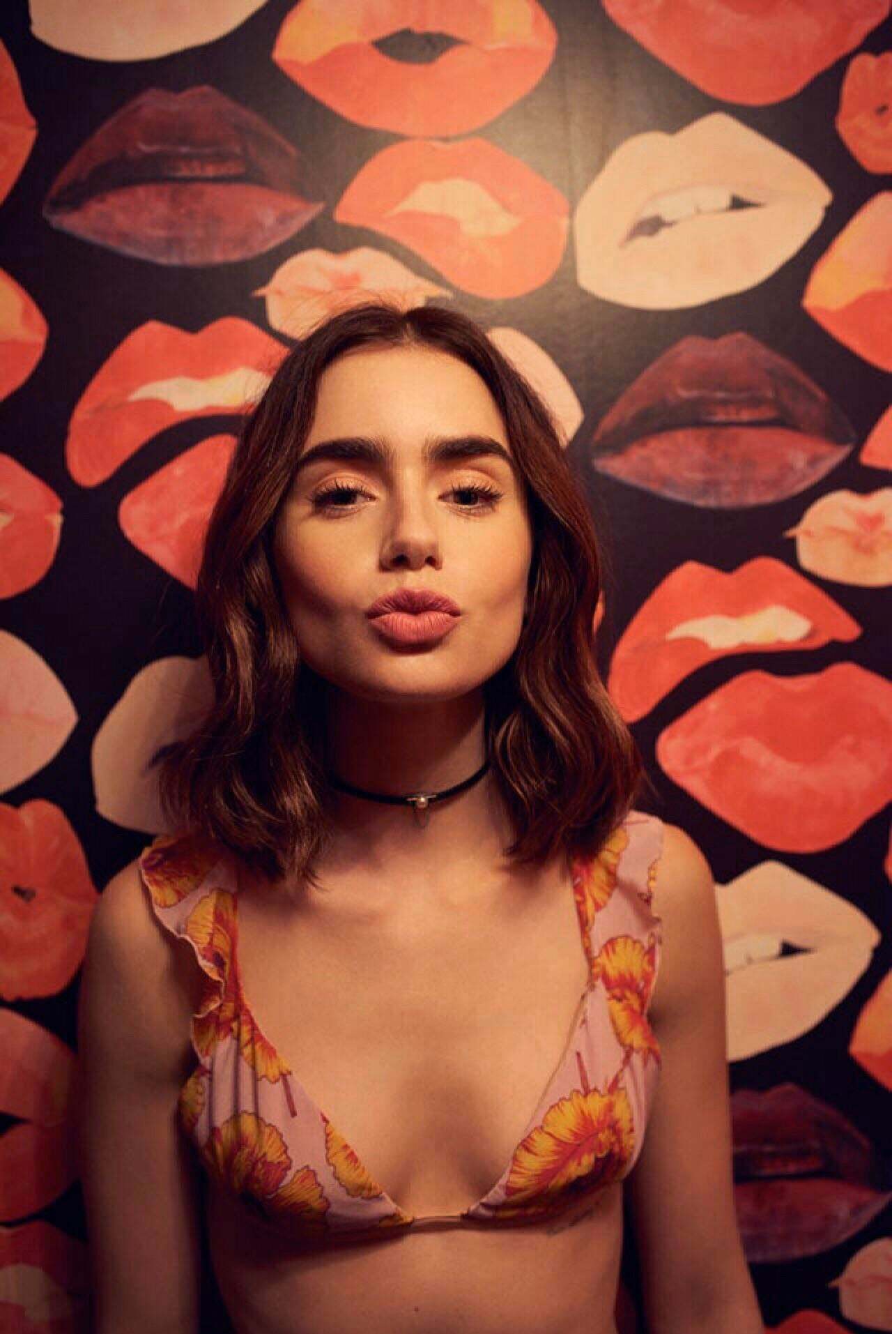 Lily Collins is so fucking underrated Her thin frame amazing