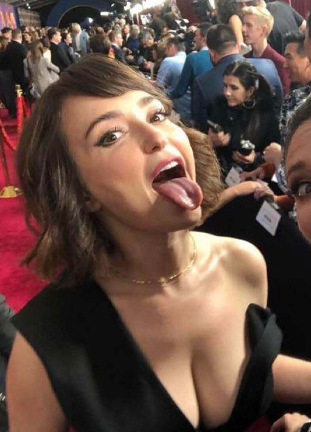 Milana Vayntrub turns me on showing her cleavage and sticking