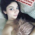 Sarah Hyland Topless (2 Pics + Gif & Video)