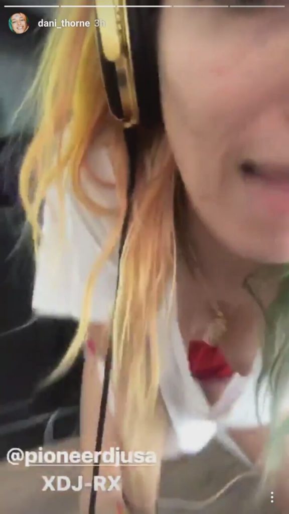 Dani Thorne Nip Slip (1 Pic & Gif)