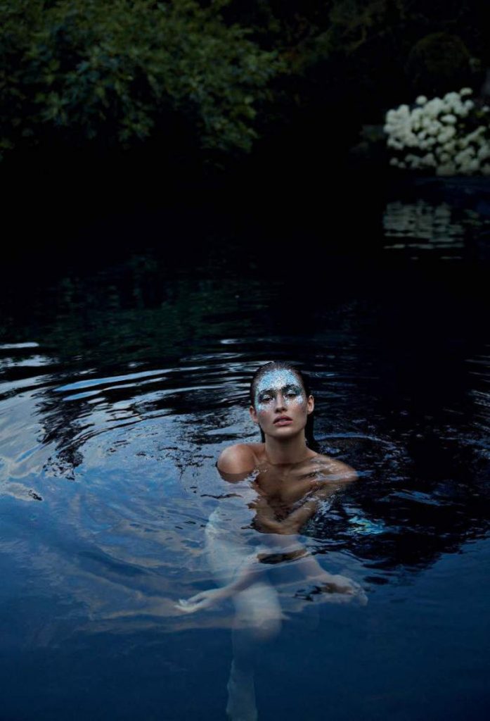 Grace Elizabeth Sexy (3 Photos)