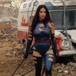 I wanna fuck Olivia Munn in her psylocke outfit