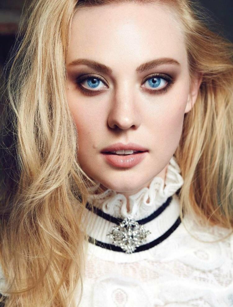 Deborah Ann Woll is amazing