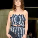 Maisie Williams tight body make my hard!(dm to talk about her OR role play as her)