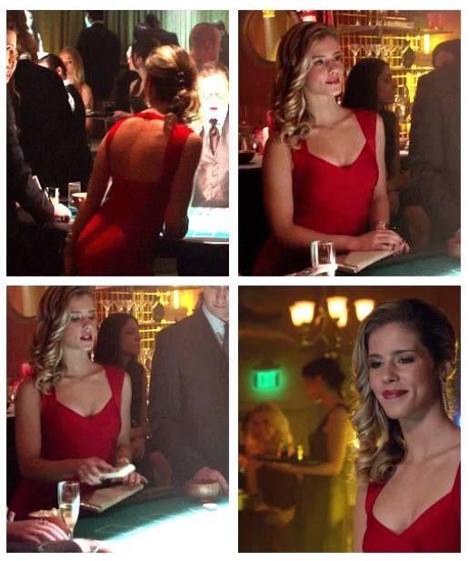 Imagine having her as your own personal assistant. (Emily Bett Rickards) (felicity smoak in the green arrow)