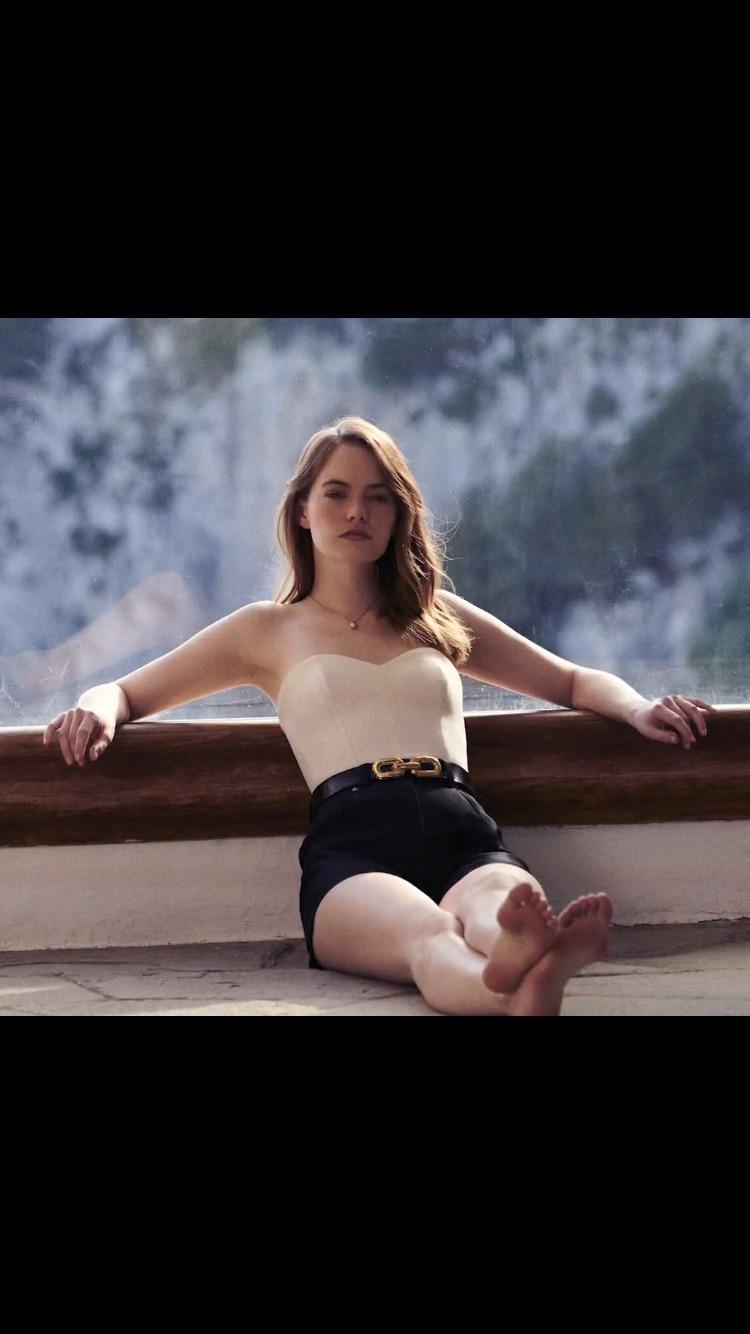 Emma Stone is going to drain me. She wants a load on her face and feet.