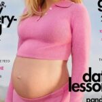 Emma Roberts is still sexy while pregnant