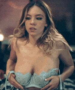 Sydney Sweeney - Perfect tits in 'Euphoria'