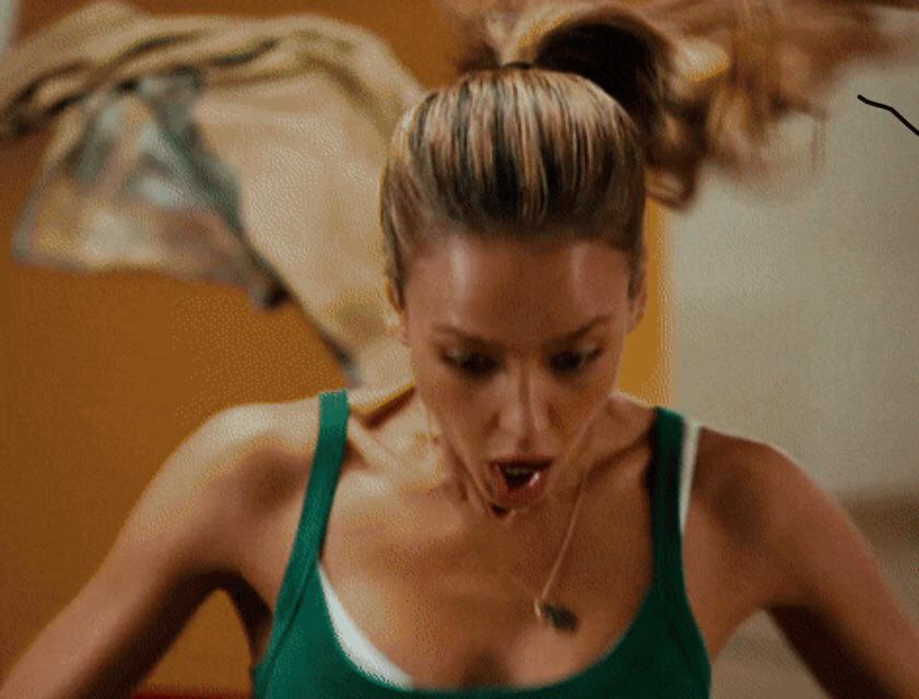 Jessica Alba didn’t know getting her plump MILF ass eaten would feel so nice