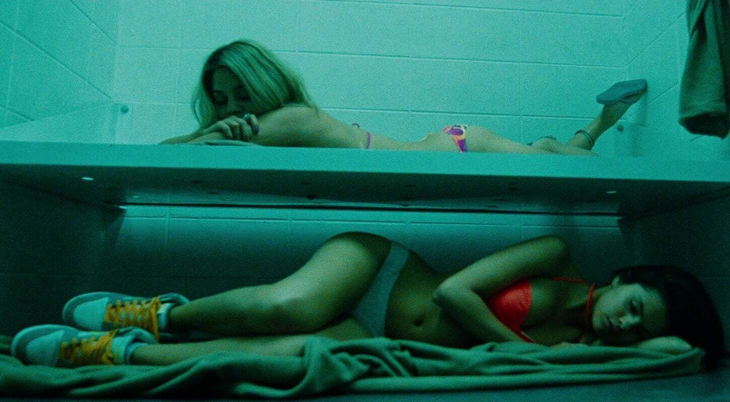 Vanessa Hudgens, Selena Gomez [Spring Breakers]