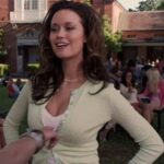 Summer Glau enjoys having her titties played with