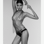 Daniela Braga Topless & Sexy (5 Photos)