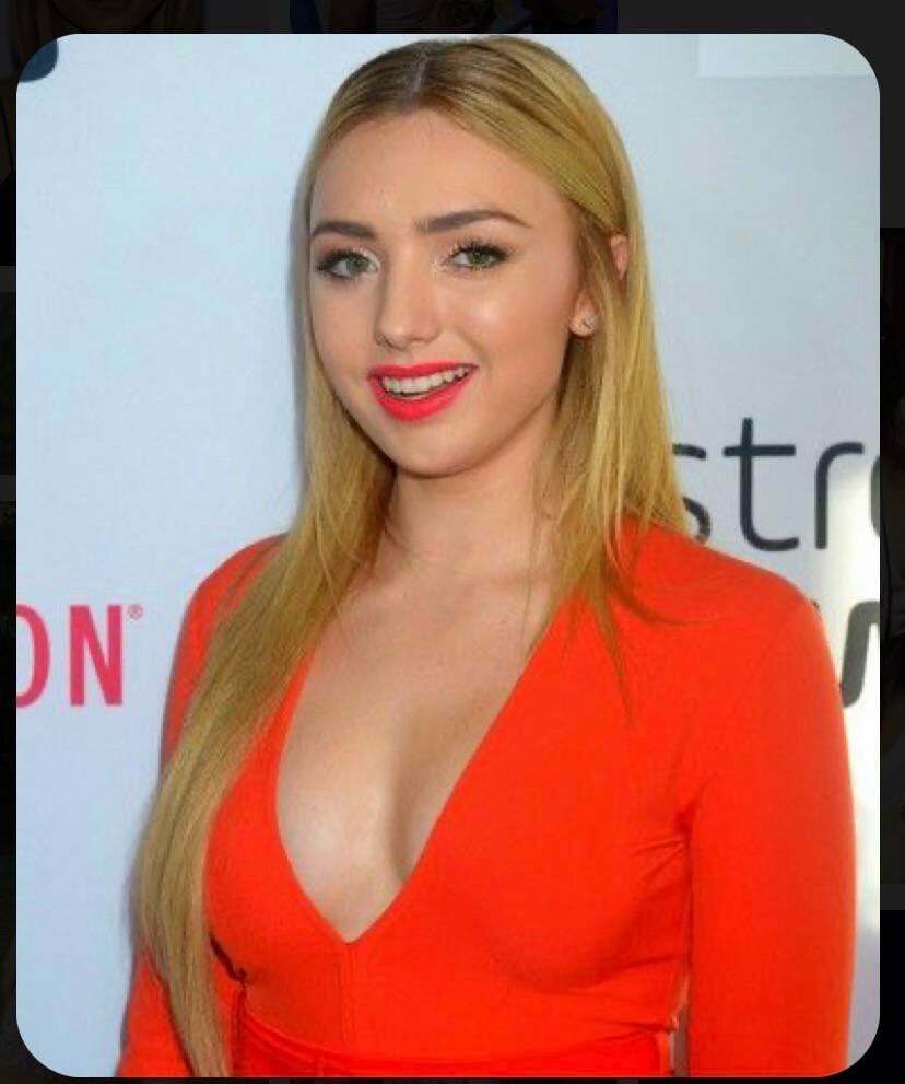 Peyton List Hmu if u wanna become long term jerk