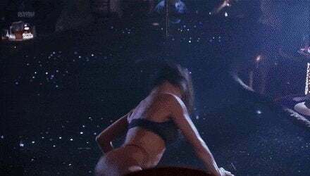 Demi Moore fit plot in Striptease