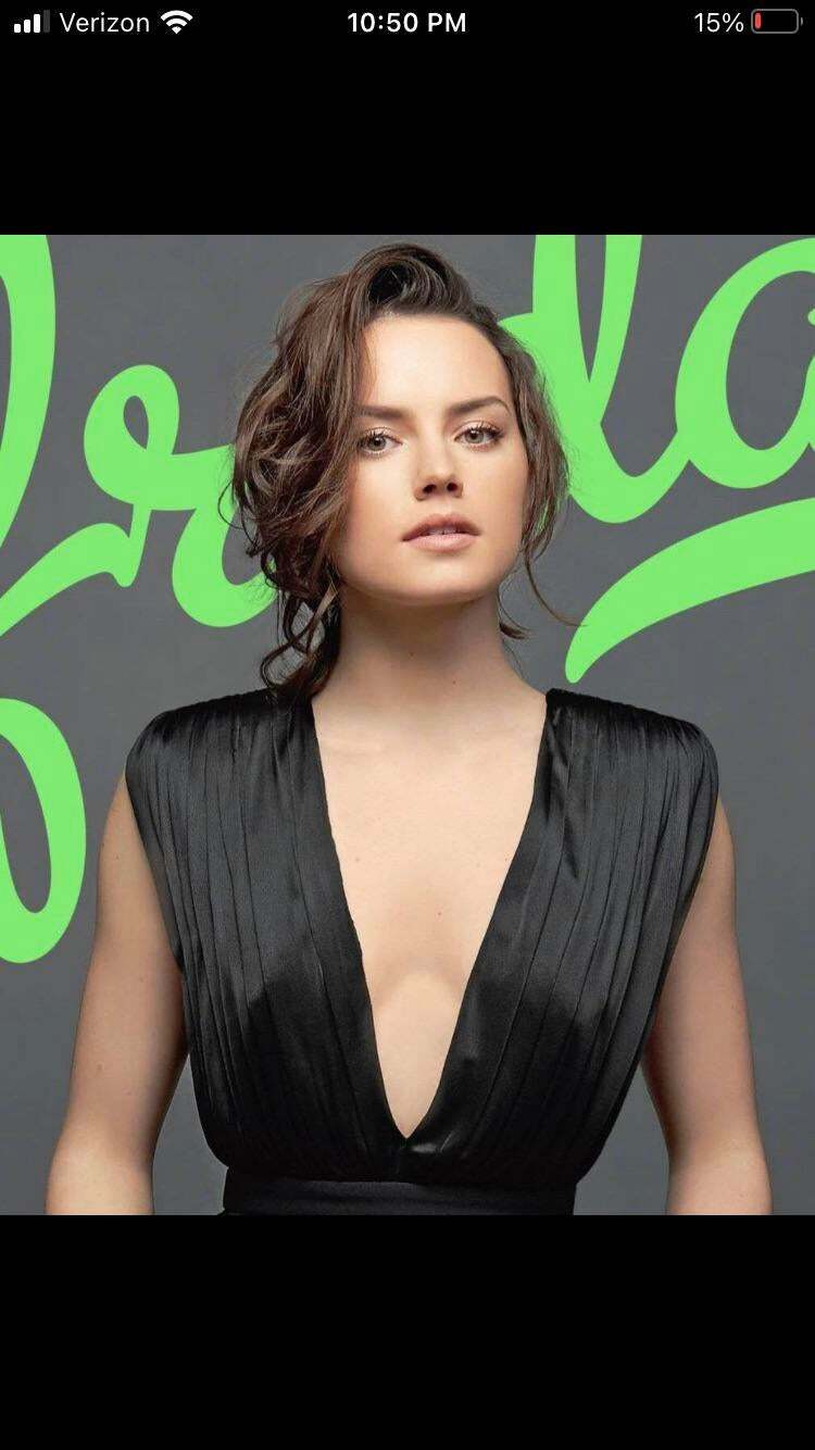 Would love to have Daisy Ridley gagging on my cock