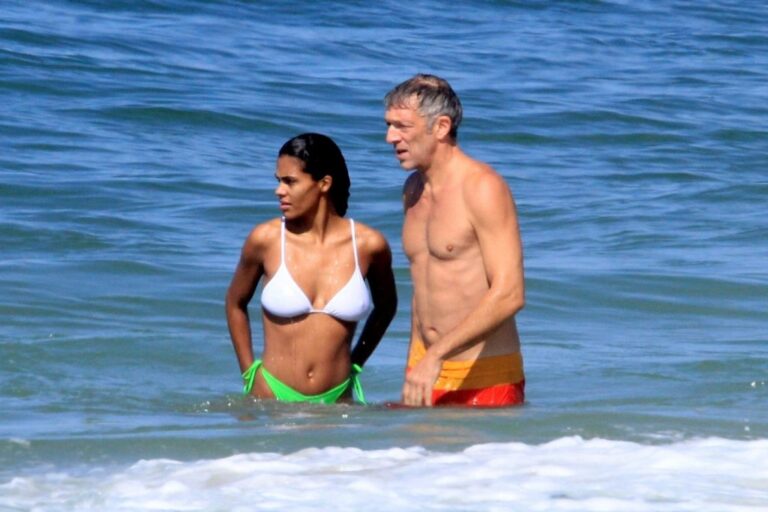 Tina Kunakey Bikini Nude Celebs