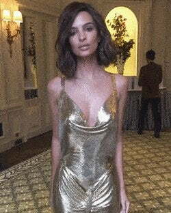 Emily Ratajkowski is so god damn fine.