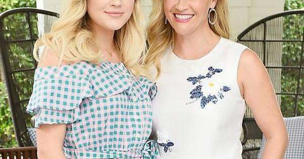 A threesome with Reese Witherspoon and her daughter Ava aka Mini Reese would be heavenly.