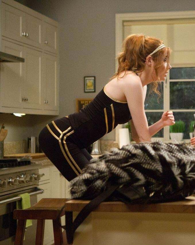 Karen Gillan getting into her favourite position