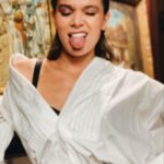 I'm 100% convinced Hailee Steinfeld has some kind of oral fixation. She strikes me as the girl who demands you shove your fingers in her mouth while you're fucking her