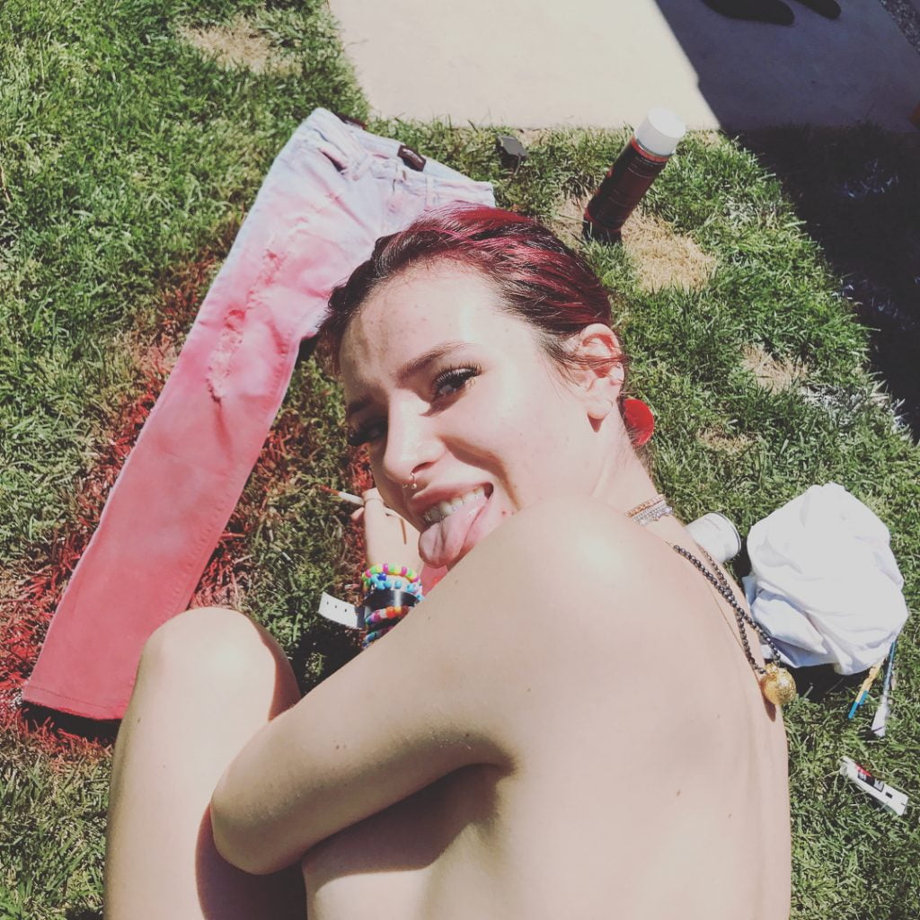 Bella Thorne Topless (3 Photos)