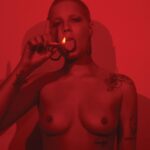 Halsey Sexy & Topless (15 Photos)