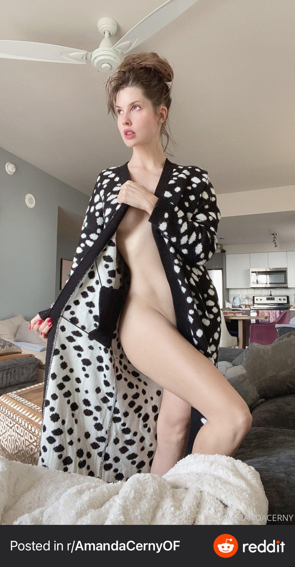 Amanda cerny nude reddit