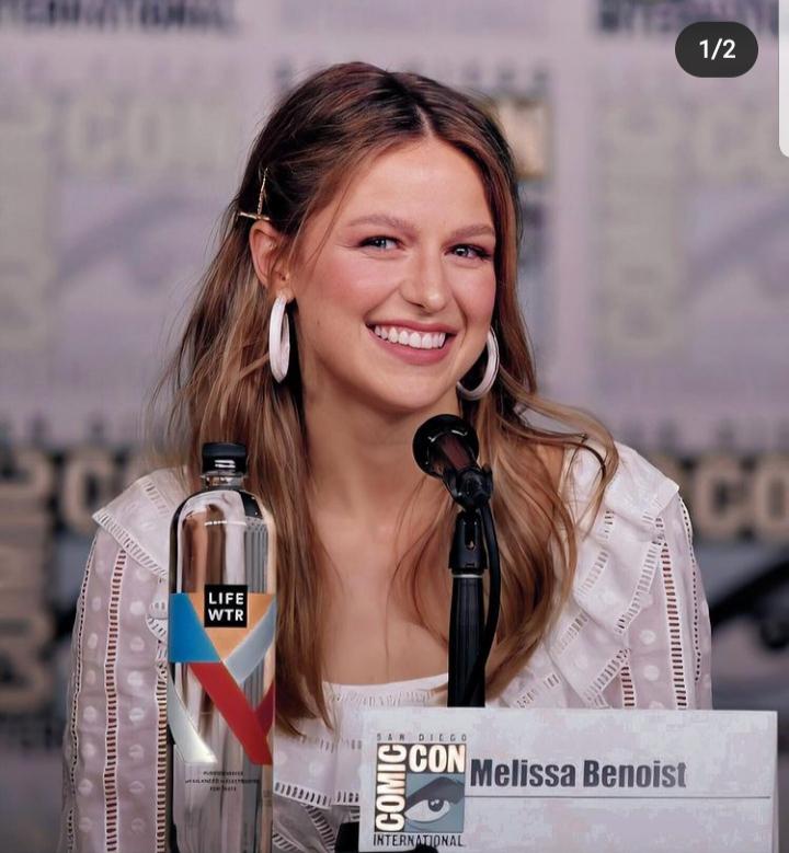I have been so horney for Melissa Benoist... shes beautiful!