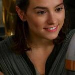 Rough anal with Daisy Ridley would be amazing.